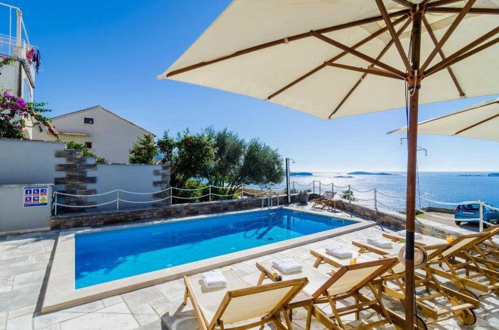 Apartments Villa Capitano Mlini Luaran gambar