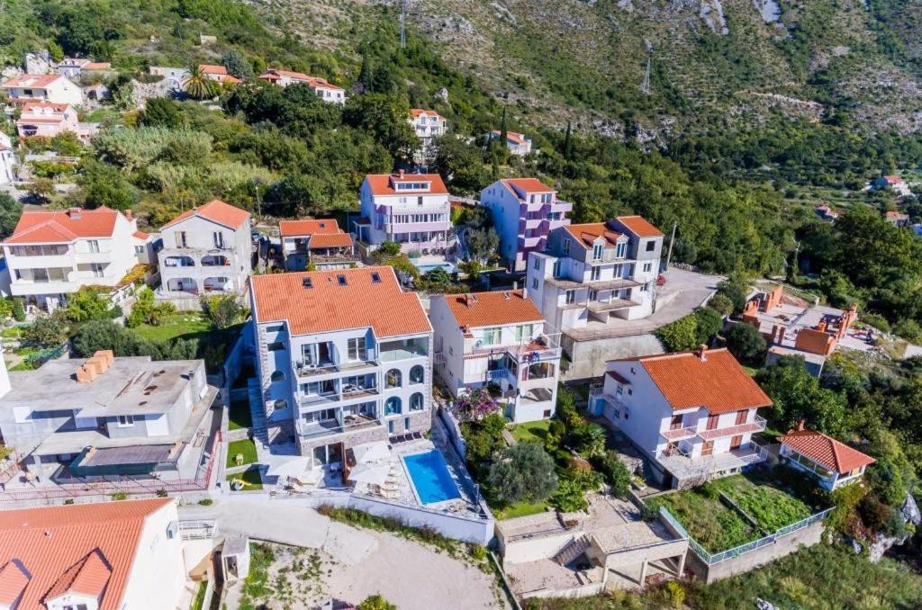 Apartments Villa Capitano Mlini Luaran gambar