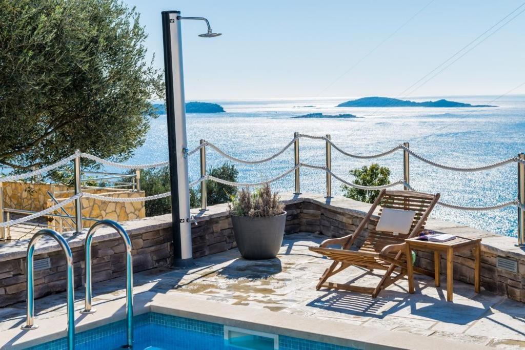 Apartments Villa Capitano Mlini Luaran gambar